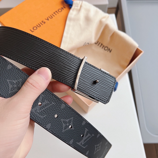 ルイヴィトンベルト素材ディテール